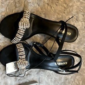 Rhinestone embellished knot heeled sandals size 7
